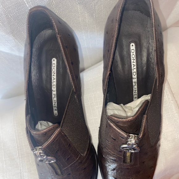 NWOB Donald J Pliner Leather Brown Ankle Boots - Picture 7 of 9
